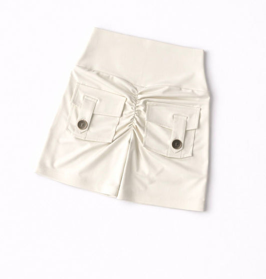 Nude High-Waist Seamless Fitness Shorts with Pockets – Women’s Hip-Lifting Sports & Running Pants